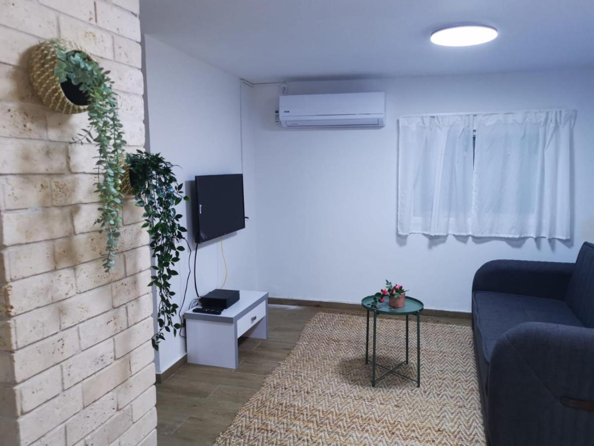 בית בלב הגולן Кацрин Экстерьер фото